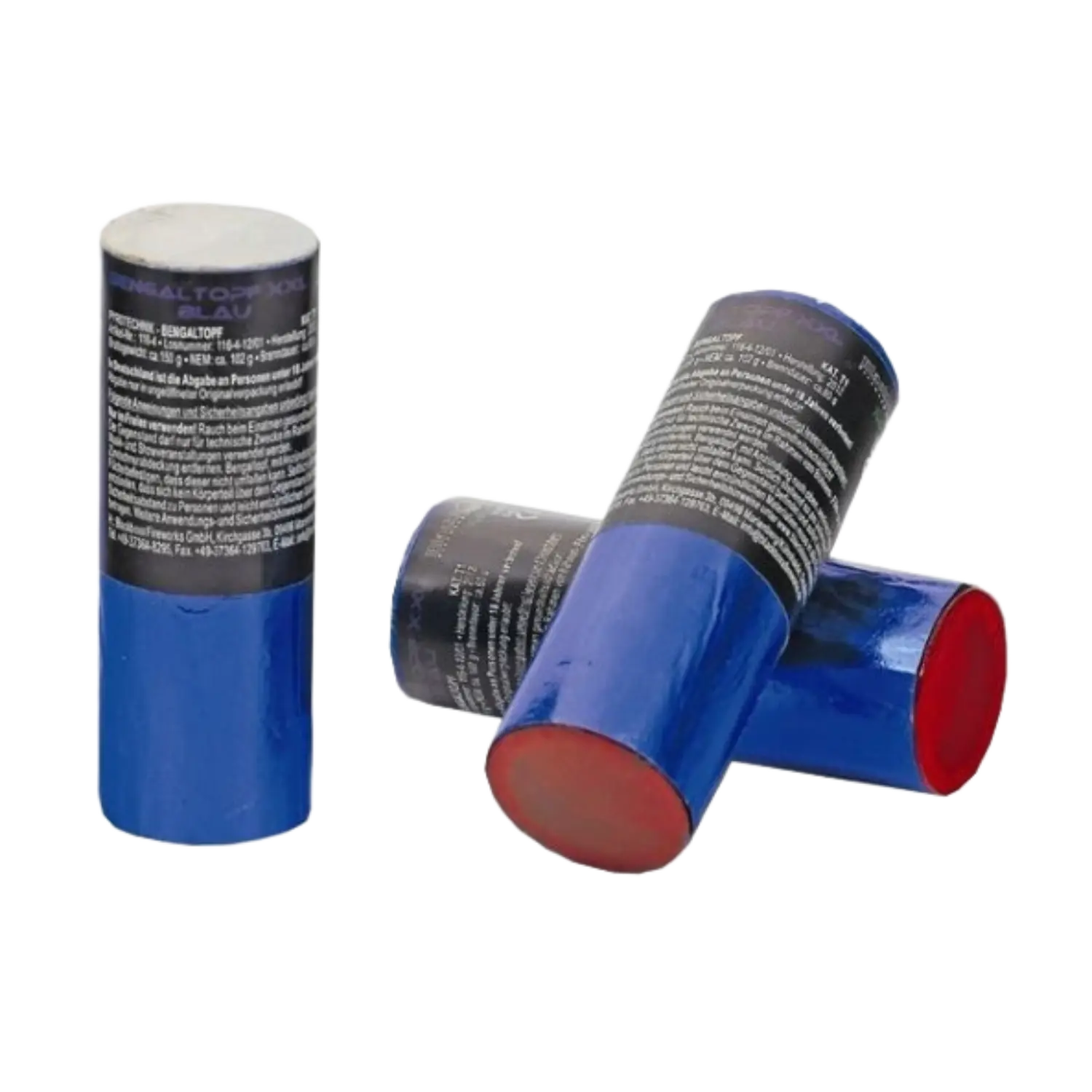 Drei Bengaltöpfe in verschiedenen Positionen. Zylinderform, blauer Körper mit rotem Boden, schwarze Beschriftung auf der Seite.