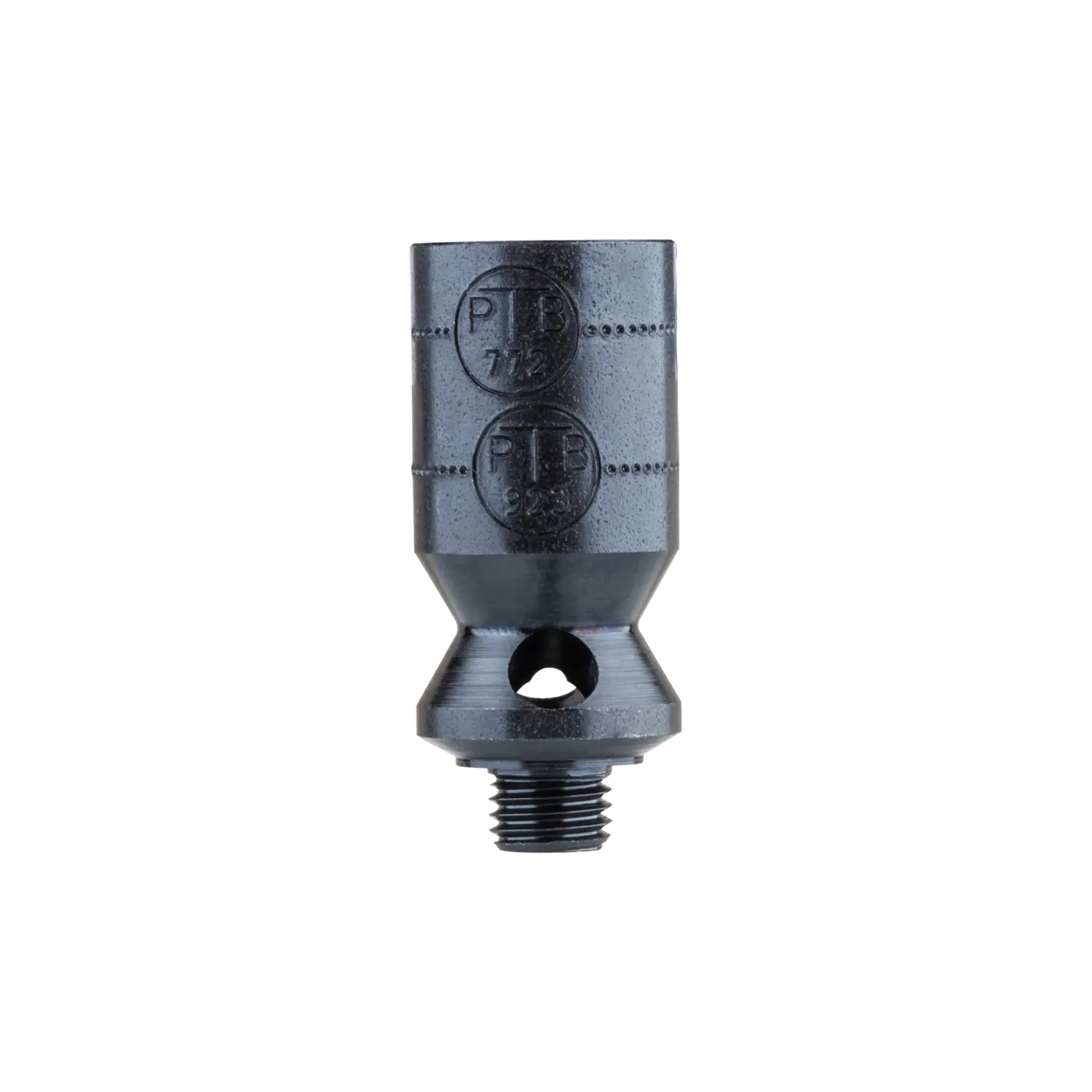 Abschussbecher mit zylindrischem Oberteil, konischem Unterteil und Gewindeanschluss, zwei eingravierten Kreisen mit Beschriftung.