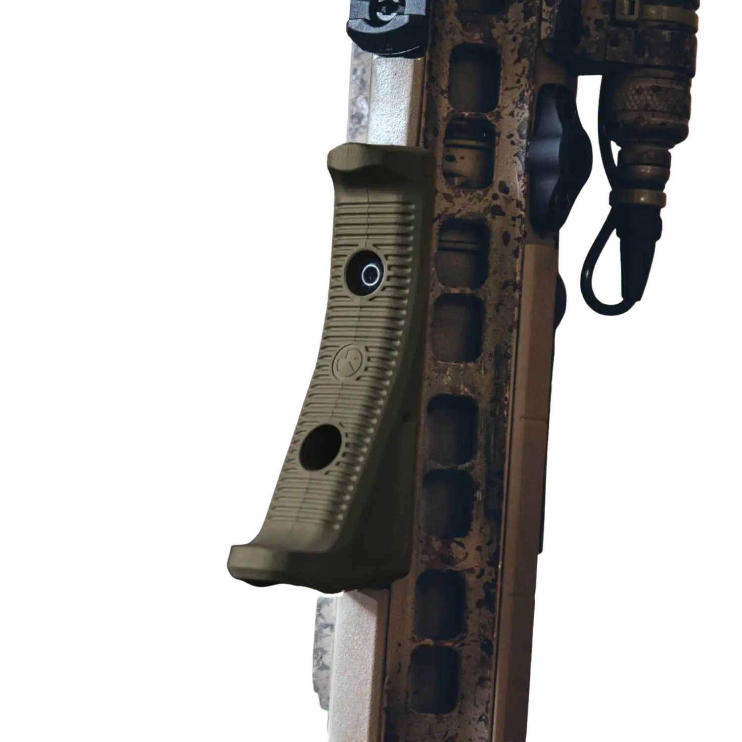 Abgewinkelter Magpul AFG Vordergriff in dunklem grün montiert an einer M-LOK-Schiene.