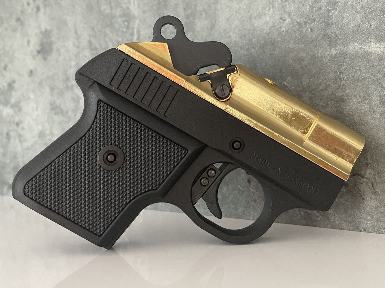 Record Derringer Gold