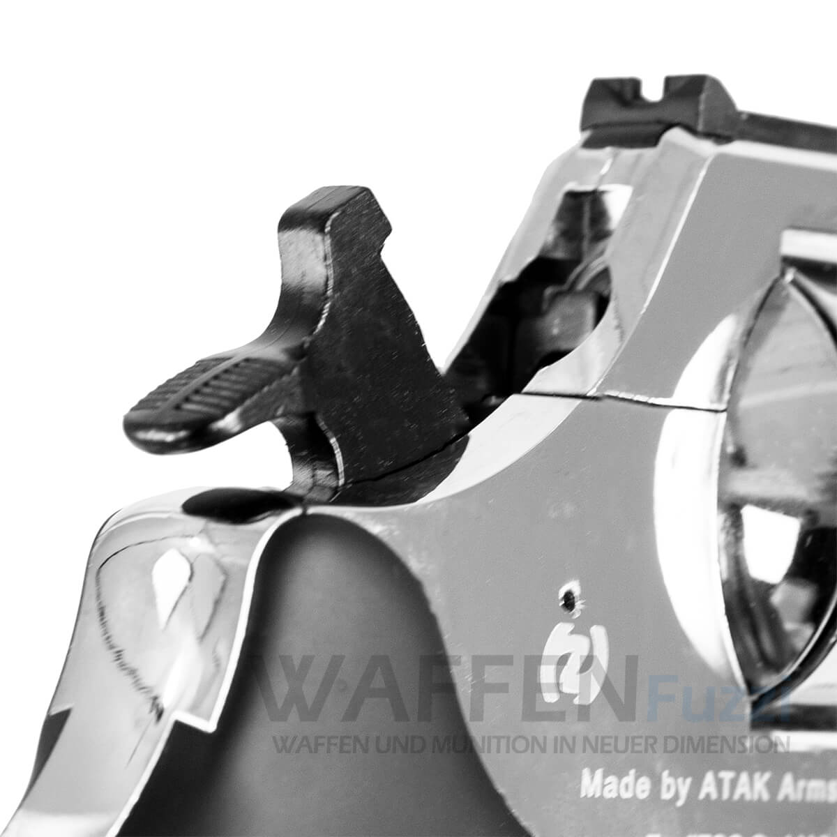 Verchromter Zoraki R2 Revolver 3 Zoll Kaliber 9mm R.Knall