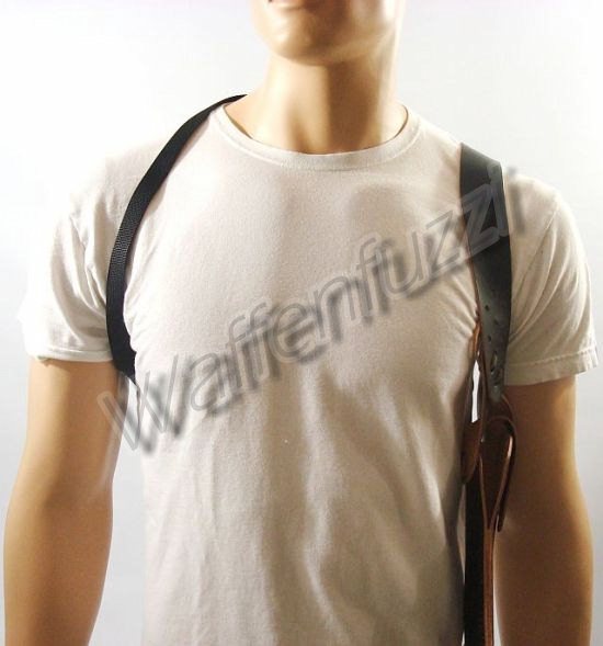 7b6adba932337da46571c2a0efc1c59b Leder-Schulterholster schwarz für großkalibrige Pistolen
