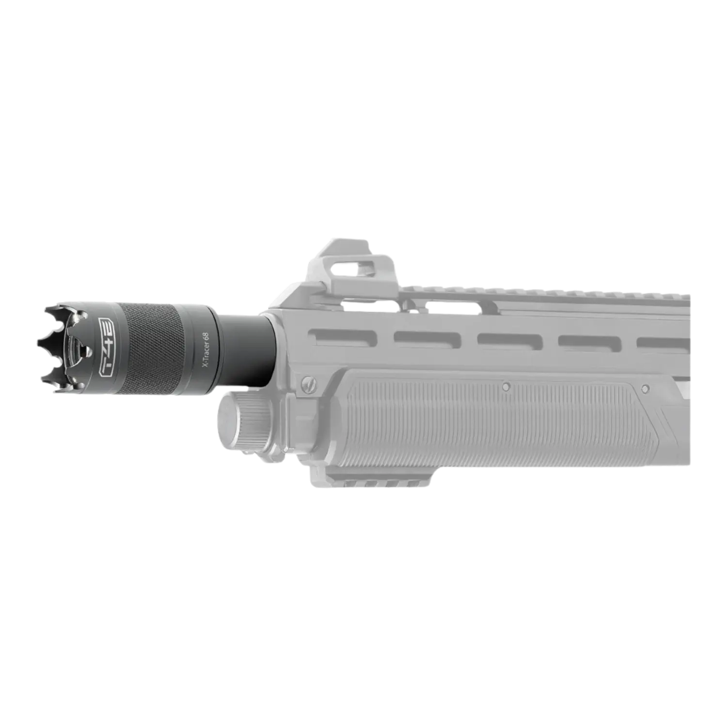 T4E X-Tracer 68 Mündungsfeuersimulator für X Tender T4E X-Tracer 68 Mündungsfeuersimulator, zylindrische Form, schwarz, mit gewelltem Griff und Kammerventil, montiert auf einem Gewehrlauf.